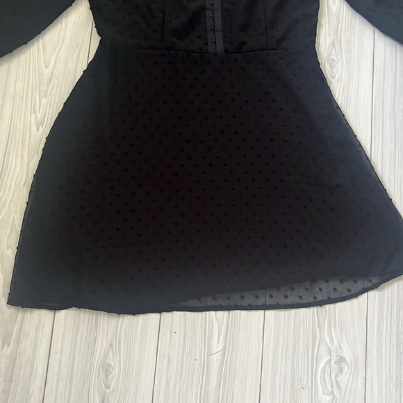 Black corset mesh ruffle neck dress with sleeves - Picture 4 of 6